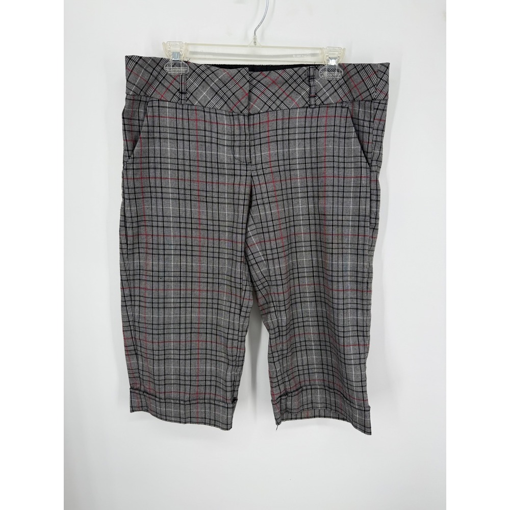 Plaid Capri Pants Women Size 9 Grey Black Red Cuffed Glen Check Pants Career